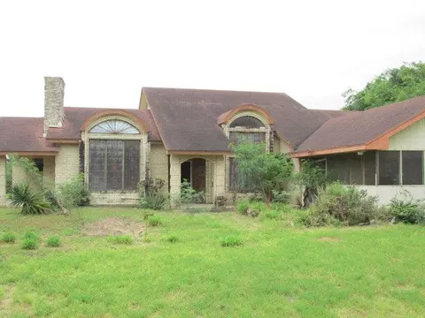 2135 E Goodwin Rd, Palmview, TX 78574 photo 1