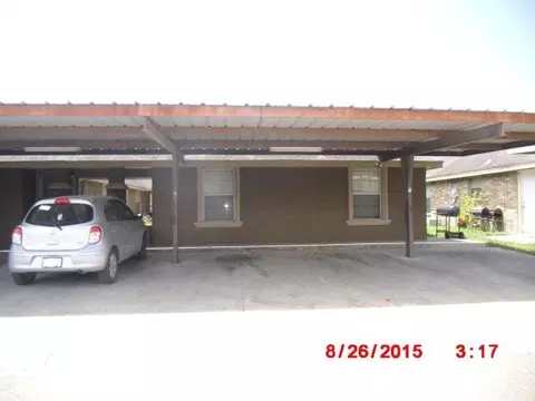 2102 Paradise Dr, Pharr, TX 78577 photo 1