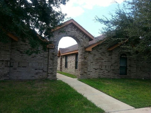 1804 Juniper St, Pharr, TX 78577 photo 1