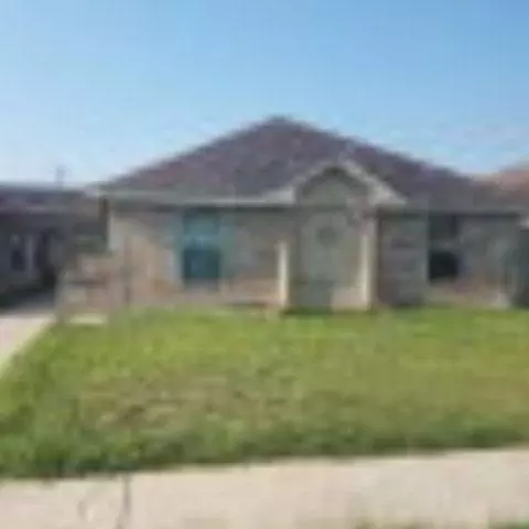 1005 Emerald, Pharr, TX 78577 photo 1