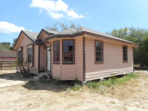 14 Saenz Ct, Roma, TX 78584 photo 1