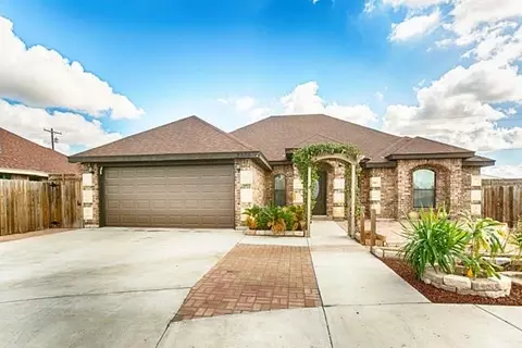 2304 Carnation Ln, Pharr, TX 78577 photo 1
