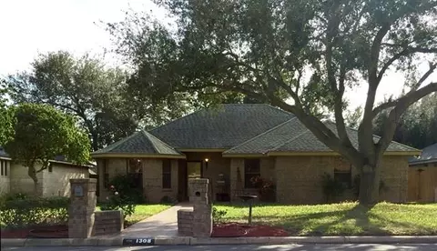 1308 E Daffodil St, Pharr, TX 78577 photo 1