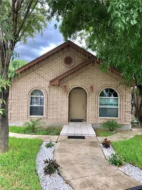 1206 E Hawk Ave, Pharr, TX 78577 photo 1
