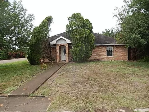 720 E Patsy Dr, Hidalgo, TX 78557 photo 1