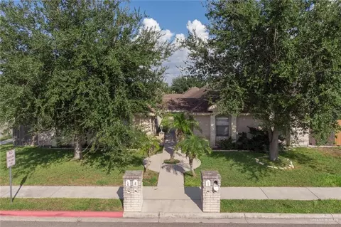 1205 S Diplomat Dr, Pharr, TX 78577 photo 1
