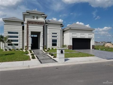 1004 Pear St, Pharr, TX 78577 photo 1