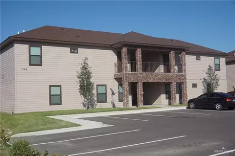 1104 W Eisenhower St, Pharr, TX 78577 photo 1