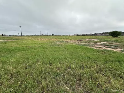10900 N 10th St, Edinburg, TX 78539