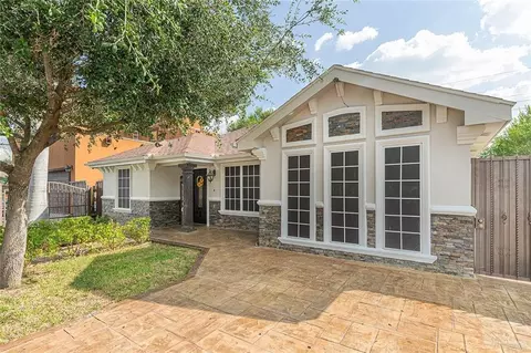 903 W Oak Ln, Pharr, TX 78577 photo 1