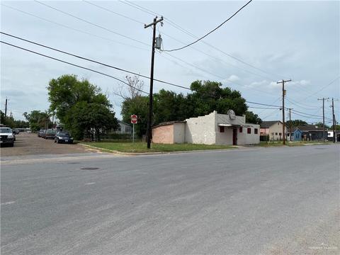 408 1st St, La Feria, TX 78559
