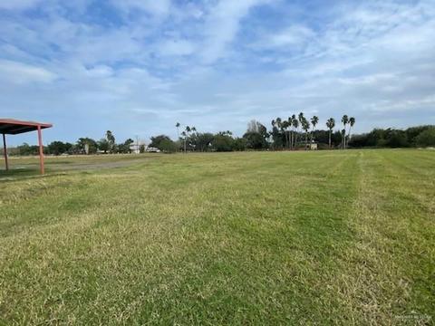 561 Lion Lake Dr N, Progreso Lakes, TX 78596 photo 6