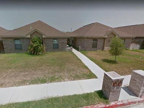 1002 Emerald Dr, Pharr, TX 78577 photo 1