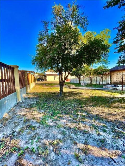 304 N Texas St Rio Grande City Tx 785 26 Photos Mls Movoto