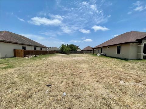 902 Sebastian Ct, Pharr, TX 78577 photo 1