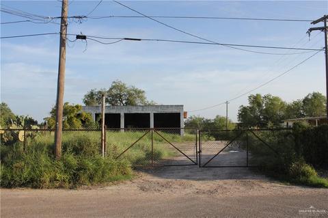 1864 5th St, Roma, TX 78584