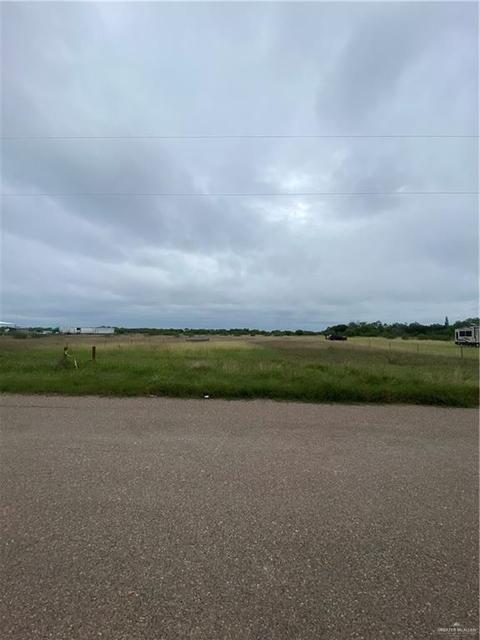 209 Midway Rd, Rio Grande City, TX 78582