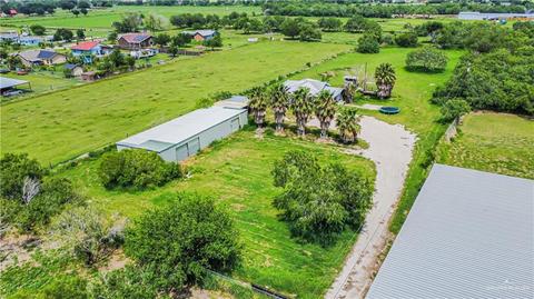 1824 S Cesar Chavez Rd, Edinburg, TX 78542