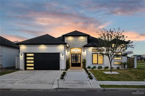 2105 Macquarie St, Edinburg, TX 78542