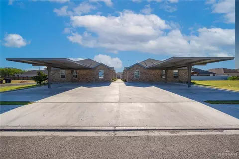 825 Mississippi St, Alton, TX 78573