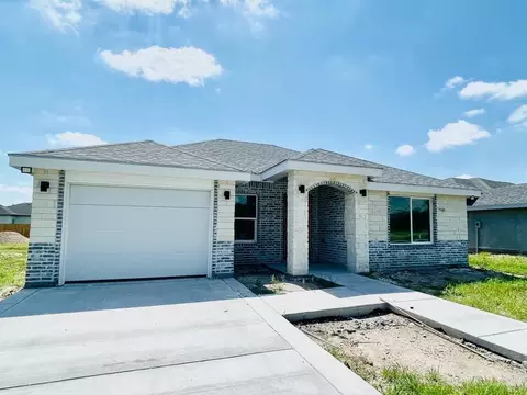 2301 San Charbel St, San Juan, TX 78589