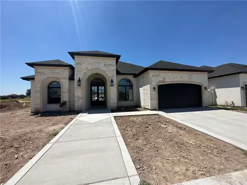 2109 Macquarie Dr, Edinburg, TX 78542