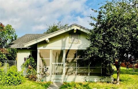 213 N 8th St, Donna, TX 78537