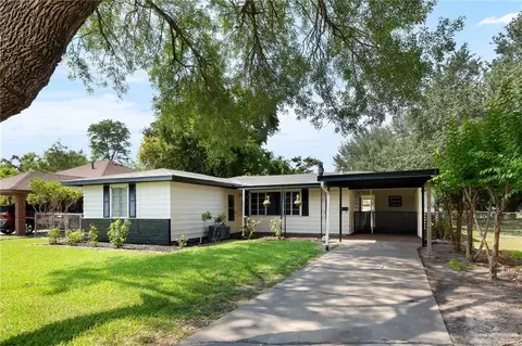 1006 Country Club Dr, Mission, TX 78572