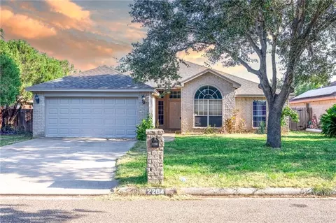 2204 E 21st St, Mission, TX 78572