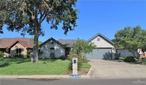 1620 Post Oaks Rd, Edinburg, TX 78539