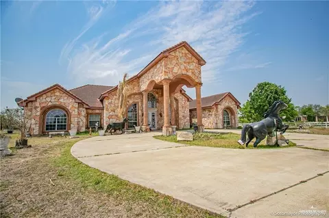 21527 Los Venados Dr, Edinburg, TX 78542