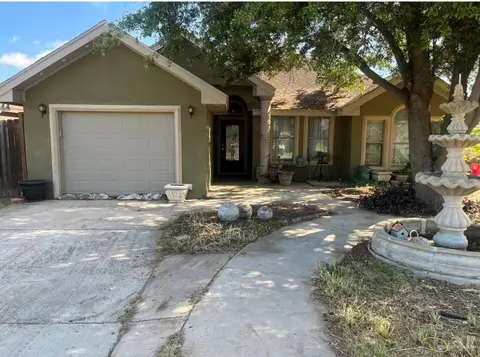 3702 Marla Dr, Palmview, TX 78572