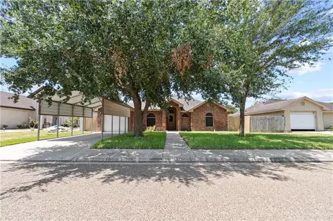 678 Quail Hollow St, La Joya, TX 78560