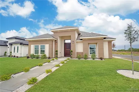 909 Rockford Dr, Alton, TX 78573