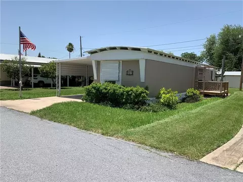 909 Hamlin St, La Feria, TX 78559