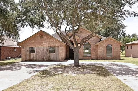 7943 Mile 17 Rd N, Edcouch, TX 78538