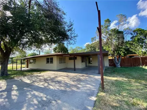 521 W Hill Dr W, Edinburg, TX 78539
