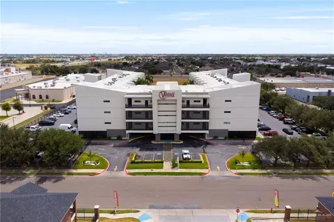 813 Travis St #424, Mission, TX 78572