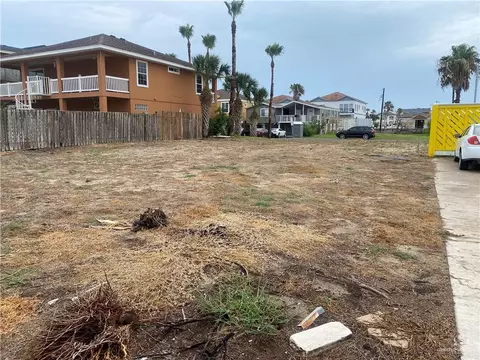 102 E Cora Lee Dr, South Padre Island, TX 78597