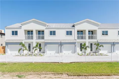 109 E Parade Dr #F, South Padre Island, TX 78597