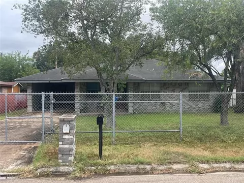120 Armstrong St, Donna, TX 78537