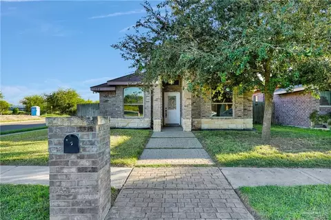 1524 Leann Rimes St, Edinburg, TX 78539