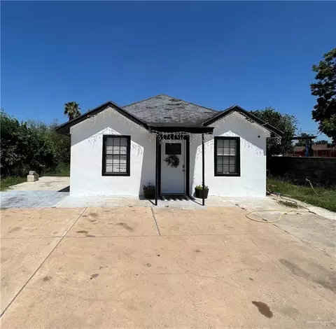 906 N Oak St, Alton, TX 78573