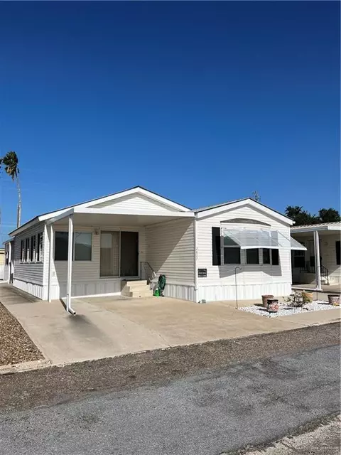 2807 Mesa Verde Dr, Weslaco, TX 78596