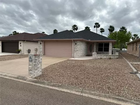 1512 E 1st St, Mission, TX 78572