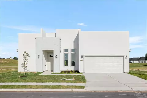 1801 Trophy Dr, Edinburg, TX 78542