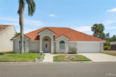 813 Cimarron Dr, Mission, TX 78572