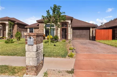 1613 Aruba Dr, Edinburg, TX 78541