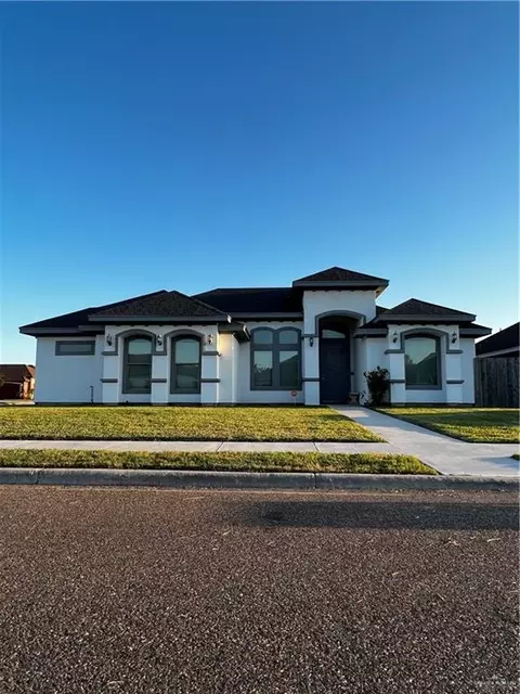 5520 San Diego Dr, Edinburg, TX 78542