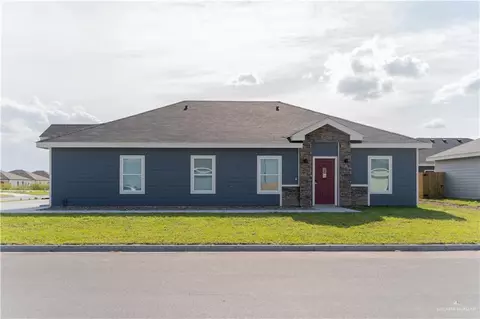 2324 Summit Rd, La Feria, TX 78559